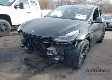 2022 Tesla Model Y Performance Dual Motor All-Wheel Drive из США, поврежденный, VIN 7SAYGDEFXNF337550